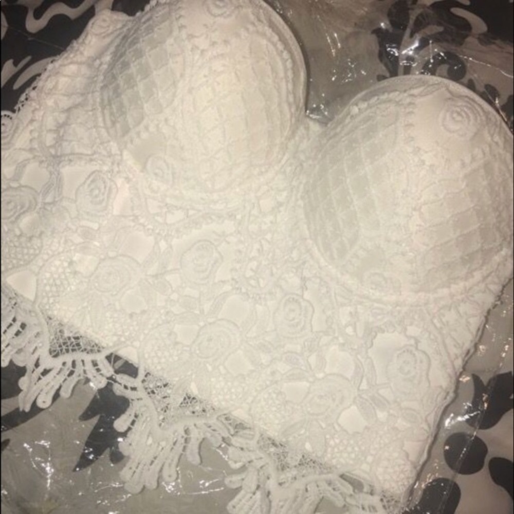 White lace bustier